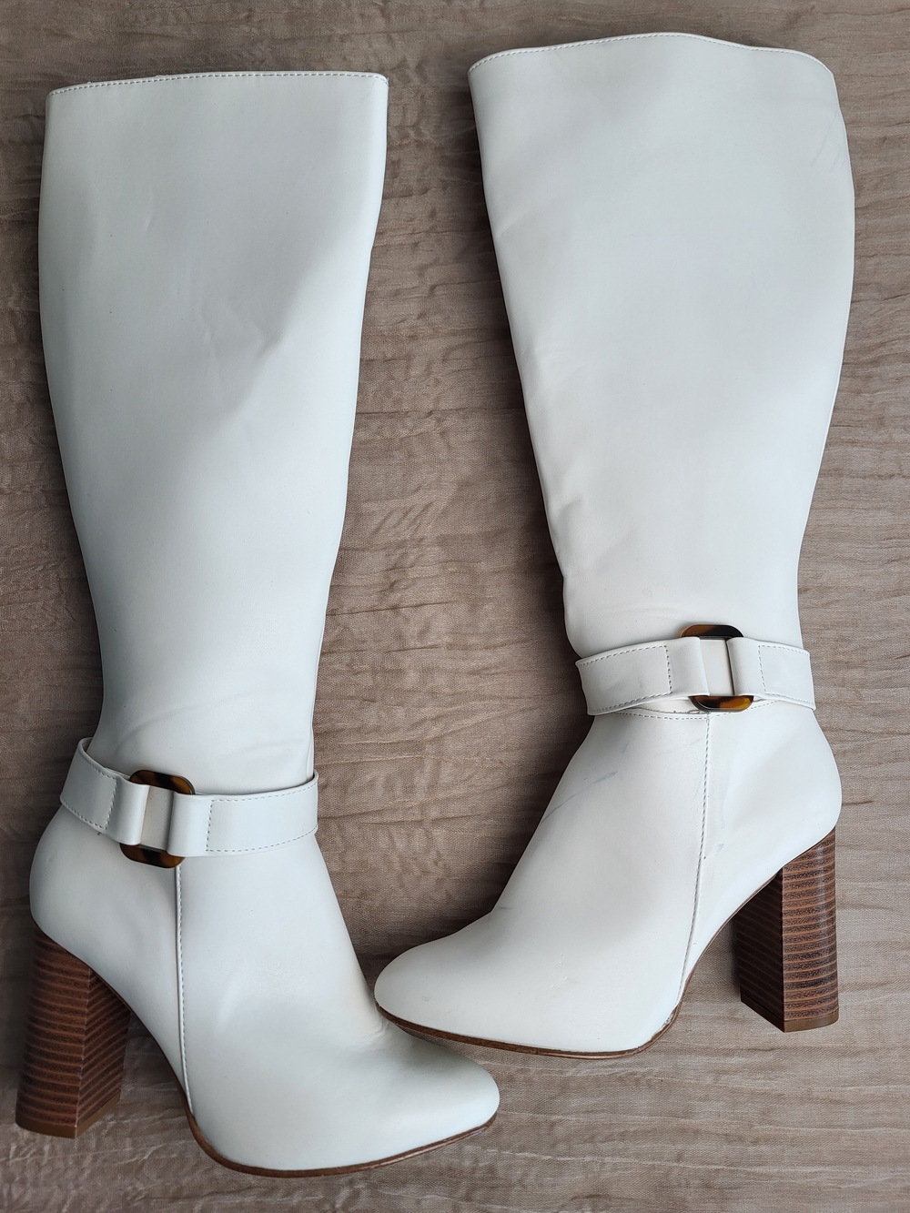 Andrea Collection's White Women's Knee-High Heeled Boots, Size 6.5